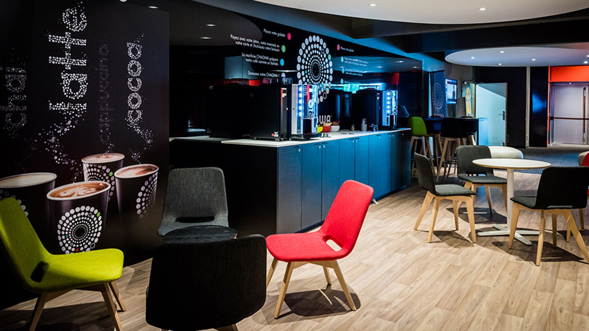 Furnishing Chaqwa coffee corner Mobitec Passion for creation